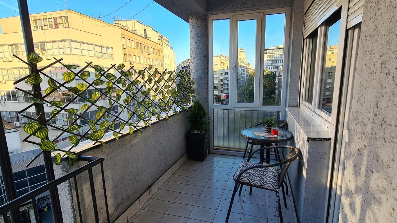 Windows City Apartment Belgrade Luaran gambar