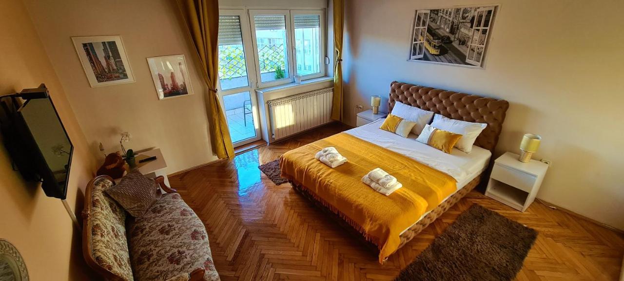 Windows City Apartment Belgrade Luaran gambar