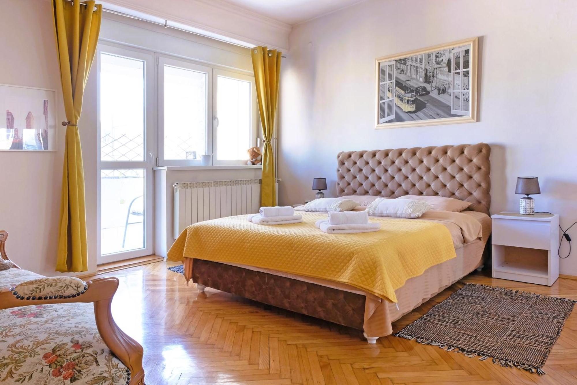 Windows City Apartment Belgrade Luaran gambar