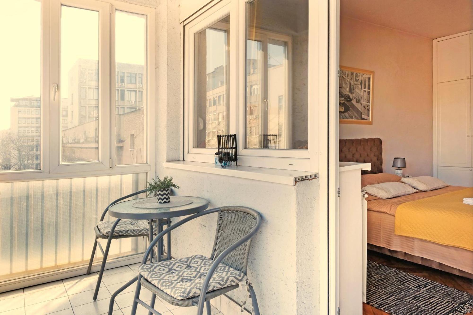 Windows City Apartment Belgrade Luaran gambar